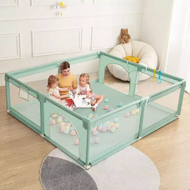 Parc bébé 79x79 à 4 panneaux, spacieux et sécurisé, portable
