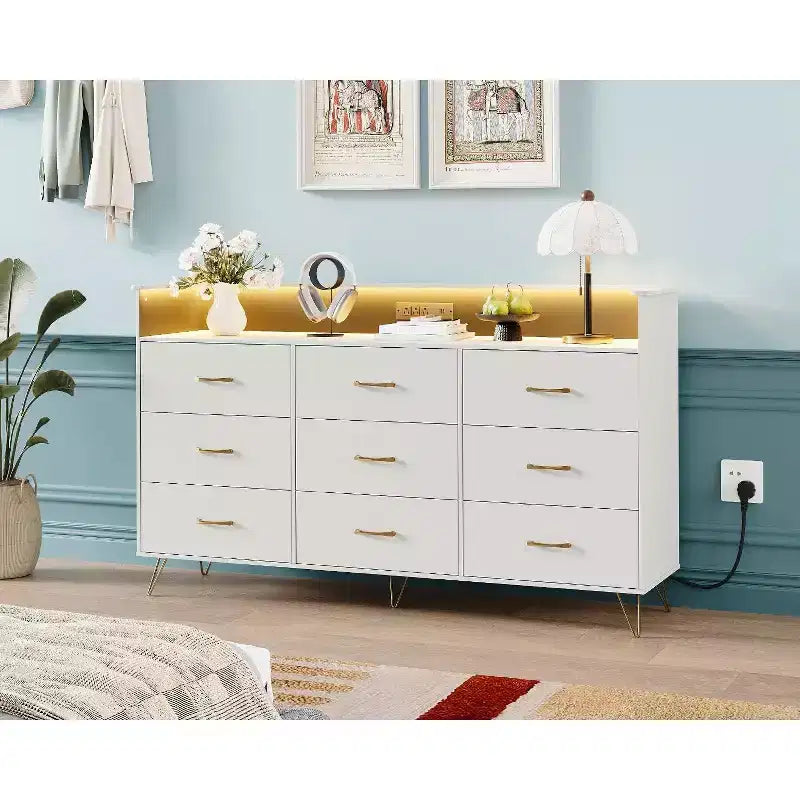 Commode en bois à 9 tiroirs avec lumières LED et station de charge, commode en bois avec contrôle par application, meuble de rangement pour salon, placard